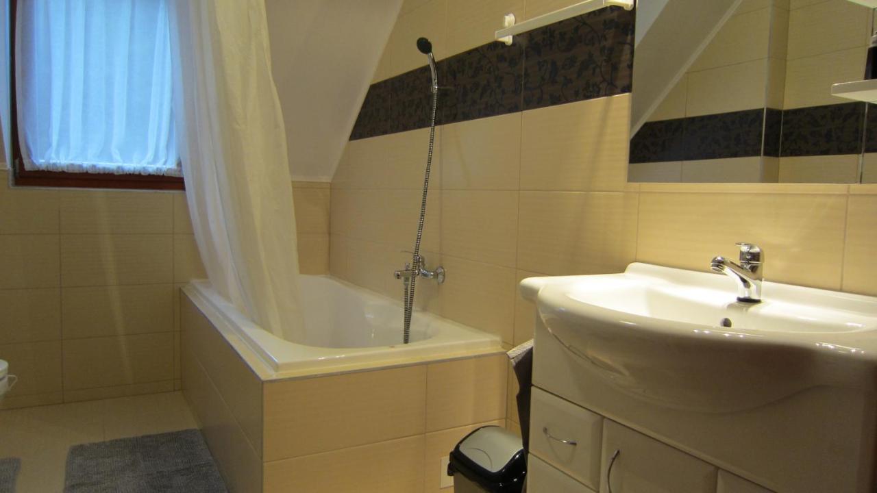 Appartment Kastelo Victoria Zalacsány المظهر الخارجي الصورة